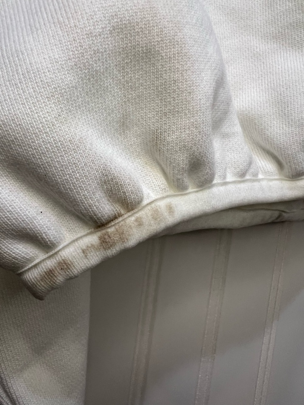 KBB Women's White Half-Zip Mock Neck Sweatshirt XS - see pics for condition - Picture 5 of 7